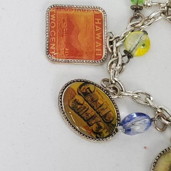 Vintage AAI Signed Dangle Silver Tone World Landmarks Bracelet - Picture 3 of 7